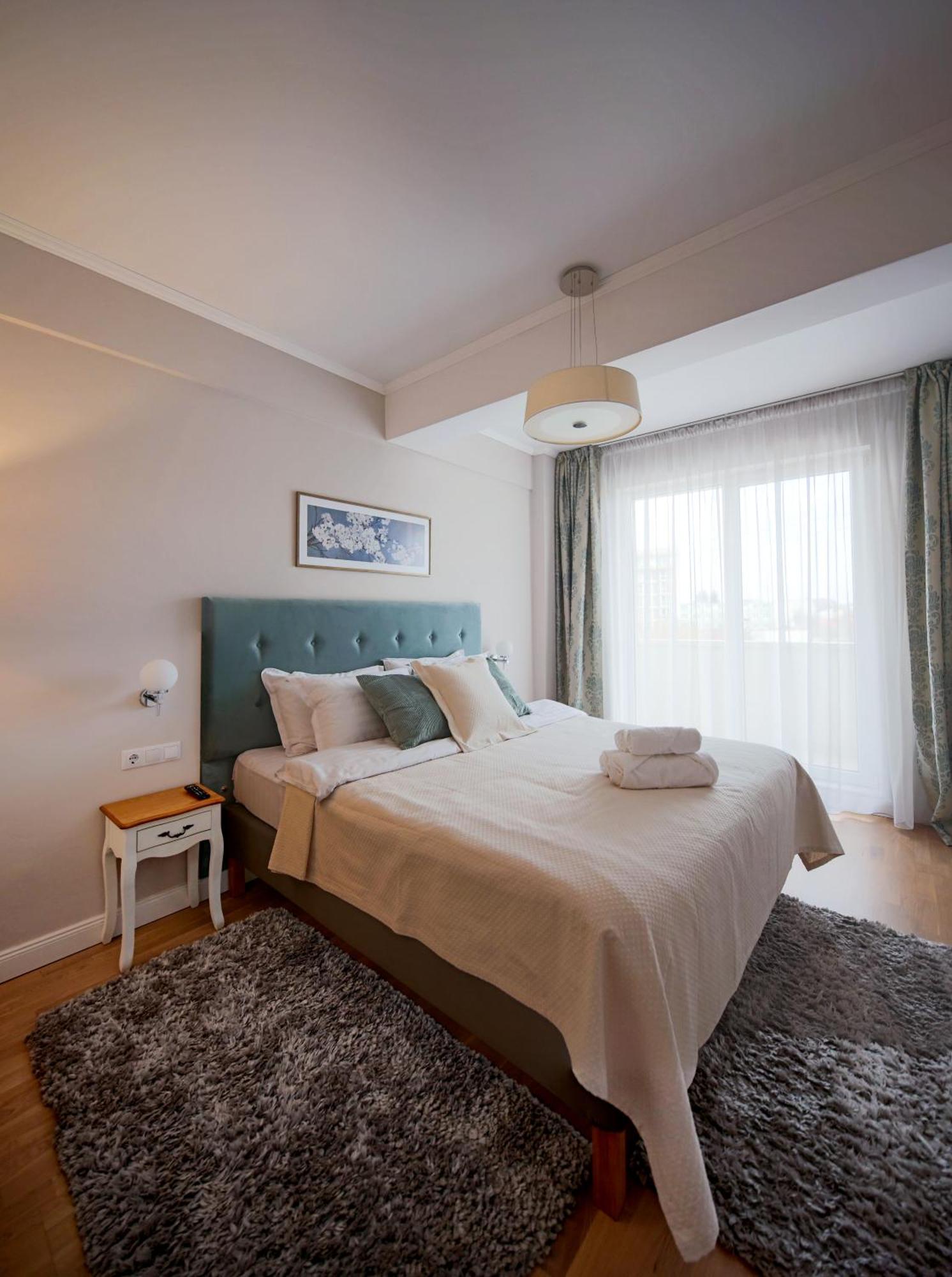 Stylish Condo - Parking And Balcony Cluj-Napoca Exterior photo